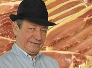 1.5 milyon dolara dilini sigortalattı