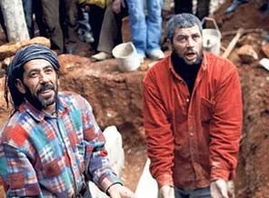 11 yaşından büyük erkekleri infaz ediyorlar