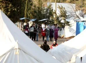 150 Suriyeli, Kilis'te ki konteyner kente yerleştirildi