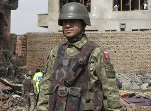 Afganistan'da 9 polis öldürüldü
