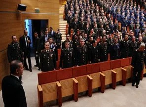 Başbakan Erdoğan, Subaylara seslendi