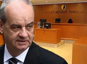 Başbuğ, mahkeme salonunu terketti