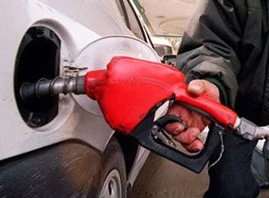 Benzine yine zam