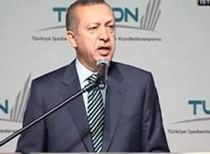 CHP, Kur'an'ın süslü kılıflarda kalmasını istiyor
