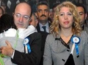 CHP'li Cihaner'in eşine hapis