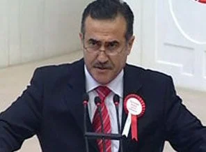 CHP'li Özkes'ten meyhane fetvası