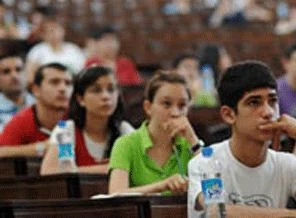 Çocuğu sınava girecek aileler az konuşmalı