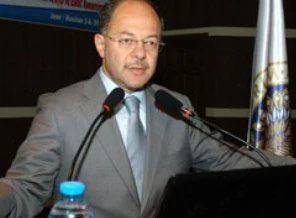 Doktoru altına boğarım