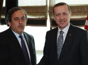 Erdoğan, UEFA Başkanı Platini'yi kabul etti