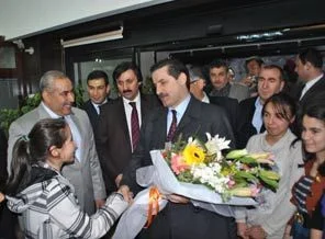 Faruk Çelik, okuma salonlarının ödül törenine katıldı