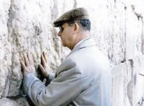 İlker Başbuğ'a mahkemede ağlama duvarı sorusu
