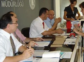 Memurlar taleplerini hükümete sundu