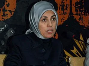 Merve Kavakçı'dan trilyon liralık istek