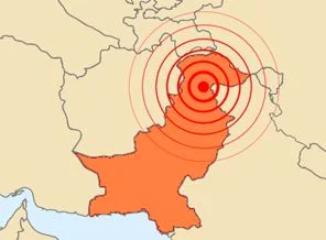 Pakistan'da 5,3 büyüklüğünde deprem