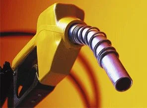 Petrolün fiyatı 103 dolar seviyelerinde