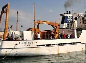Piri Reis Yunanistan kıta sahanlığına girdi iddiası