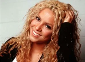 Shakira Kürtçe şarkı söyleyecek iddiası