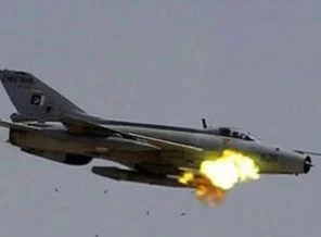 Taliban'a hava operasyonu: 22 ölü
