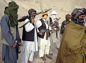Taliban, ABD ile görüşmeleri askıya aldı