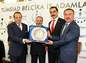 ''TÜMSİAD'ı önemsiyorum, çünkü kıvırmıyor''