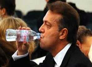 Uzanlar yine kaybetti!