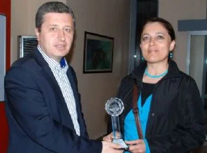 20 bininci seyirciye plaket