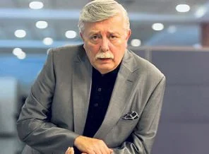 28 Şubat'ta Demirel 'Başkan' oldu