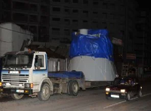 5 tonluk bağlantı demirini yıktı