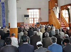 80 yıldır cami bile kıblesini şaşırdı