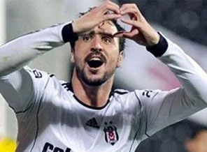 Almeida'ya 3 maç men