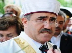 Arapça ezan için dava açılmış