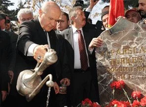 Bahçeli: Türkeş pusulamız olmaya devam ediyor