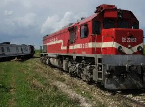 Batman'da tren raydan çıktı