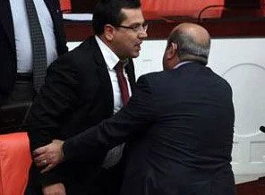 BDP'den dayakçı vekile inceleme