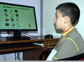 Bilgisayar oturma odasında olsun