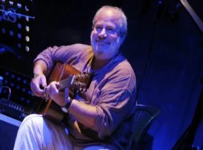 Bülent Ortaçgil, 7 Nisan'da Bahçeşehir'de