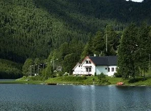 Buz ve Fiyort Ülkesi Norveç