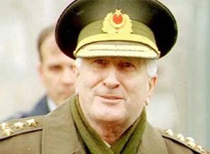 Çevik Bir gözaltında