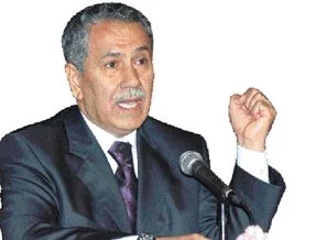 Cinayetlerinizin hesabını vereceksiniz!
