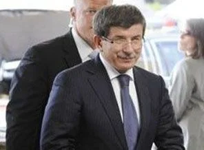 Davutoğlu Türkiye'ye döndü