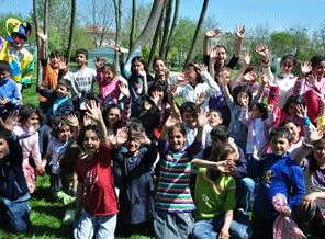 Depremzede çocukların 23 Nisan coşkusu