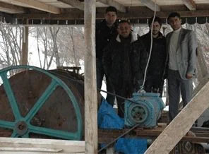 Elektriğini kendisi üretiyor