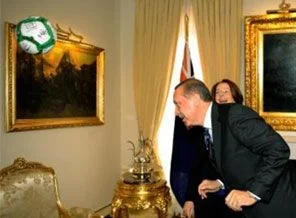 Erdoğan 90'a taktı