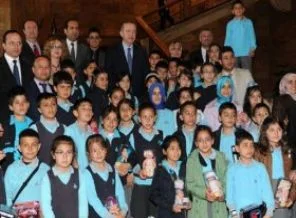 Erdoğan, Ercişli çocuklarla buluştu