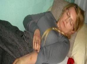Eski Başbakan'a gardiyan işkencesi