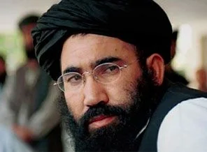 Eski lider Afganistan'ı terketti