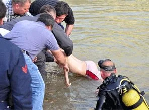 Gölete düşen çocuk hayatını kaybetti