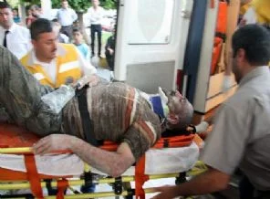 Hatay'da otel inşaatı çöktü: 5 yaralı