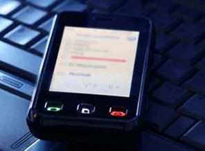 İki yüzlü telefonlar geliyor
