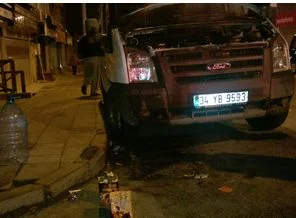İstanbul`da 22 Araç Kundaklandı
